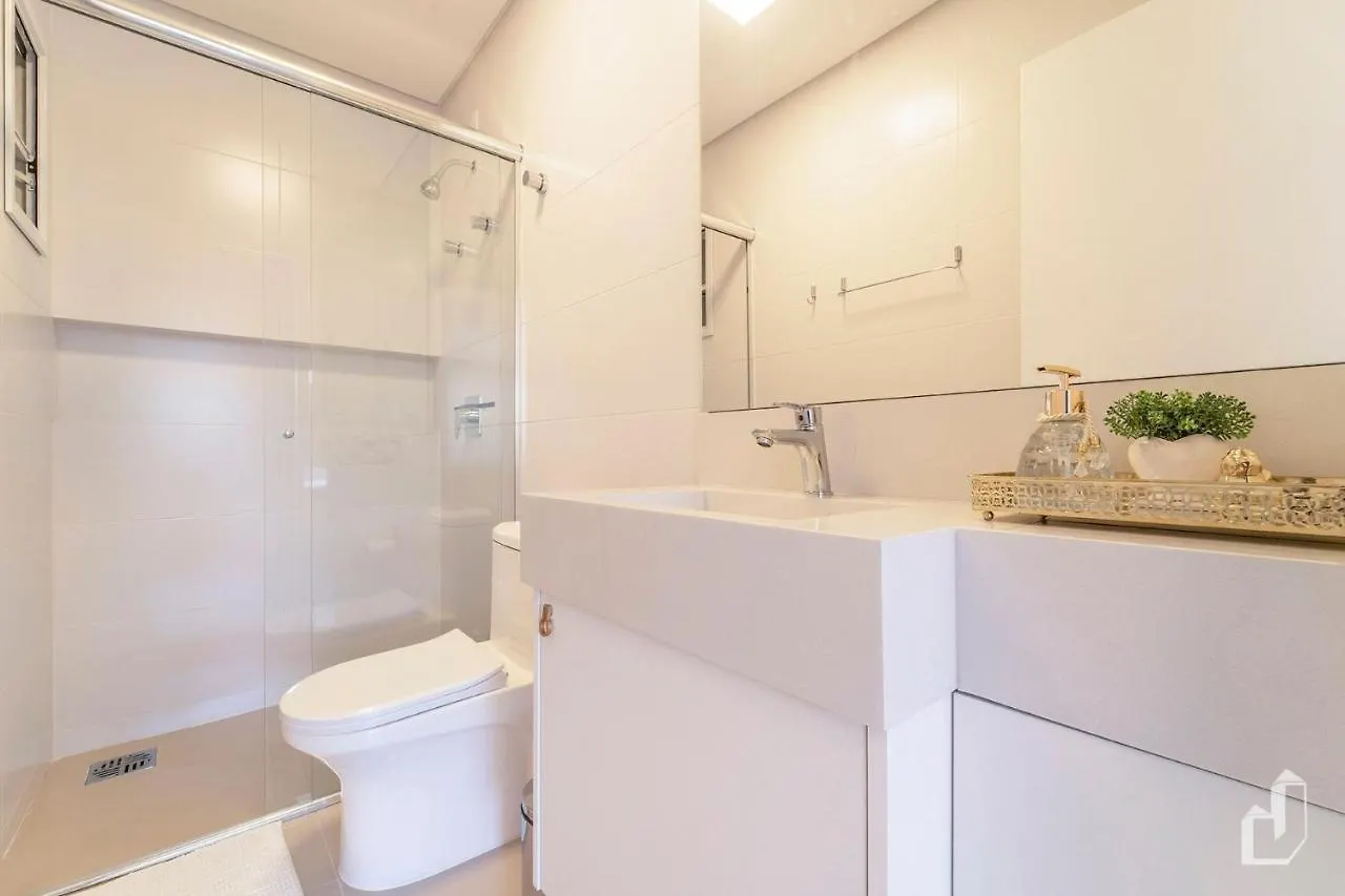 Moderno Apartamento Com 02 Dormitorios Bombinhas 0*,  Brazil