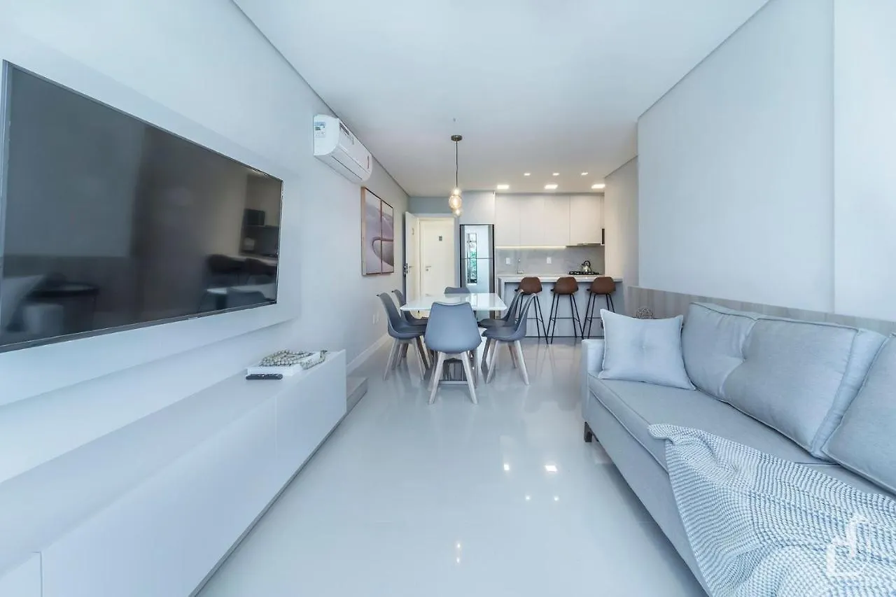 Moderno Apartamento Com 02 Dormitorios Bombinhas